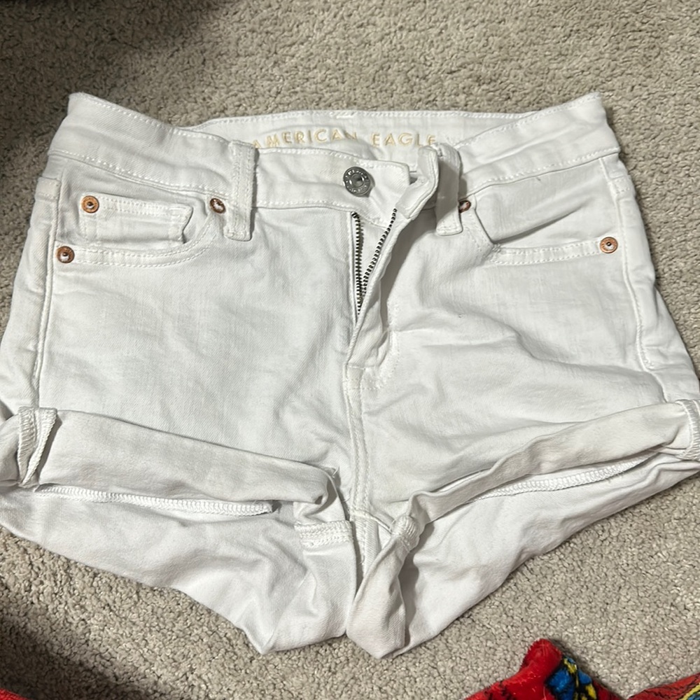 AMERICAN EAGLE WHITE JEAN SHORTS